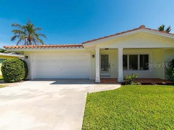 117 15th St in Belleair Beach, FL - Building Photo - Building Photo