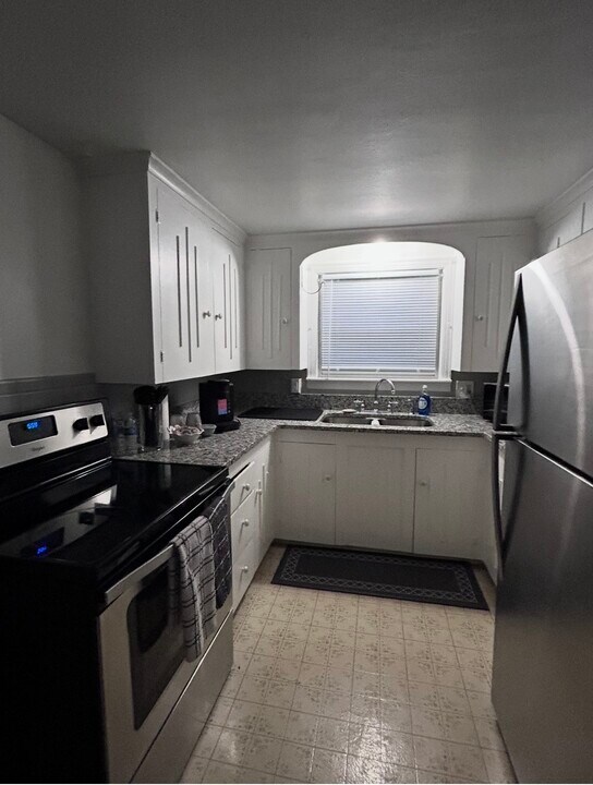 1112 Front St in Vestal, NY - Building Photo