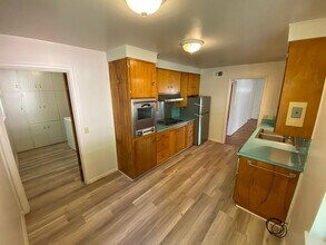 2340 Fern Ave in Chico, CA - Foto de edificio - Building Photo