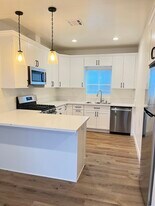 9938 Lull St in Burbank, CA - Building Photo