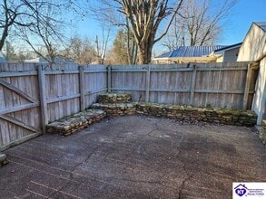 1307 Asbury St in Leitchfield, KY - Building Photo - Building Photo