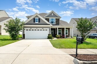 2452 Tannin Ct in High Point, NC - Building Photo - Building Photo