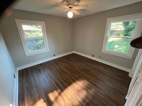 1404 Bel Aire Dr in Tullahoma, TN - Building Photo - Building Photo