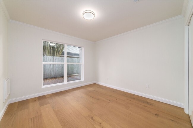 15651 Whitewater Ln in Houston, TX - Building Photo - Building Photo