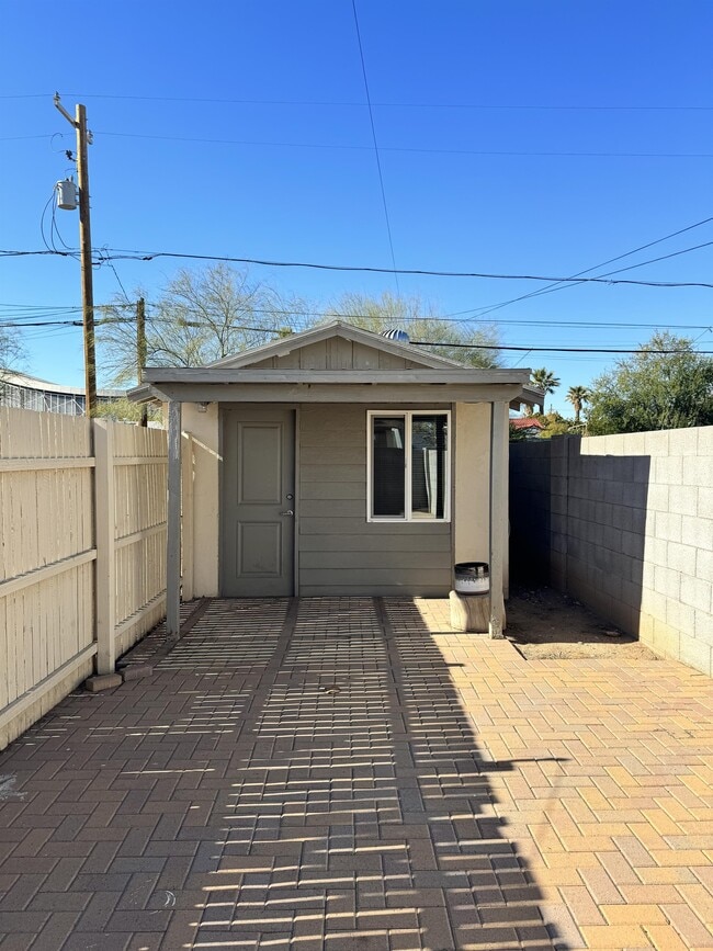 property at 2014 N 16th Ave