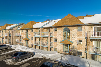 195 De La Savane Ch in Gatineau, QC - Building Photo - Building Photo