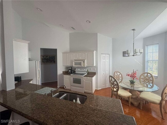 6255 Wilshire Pines Cir