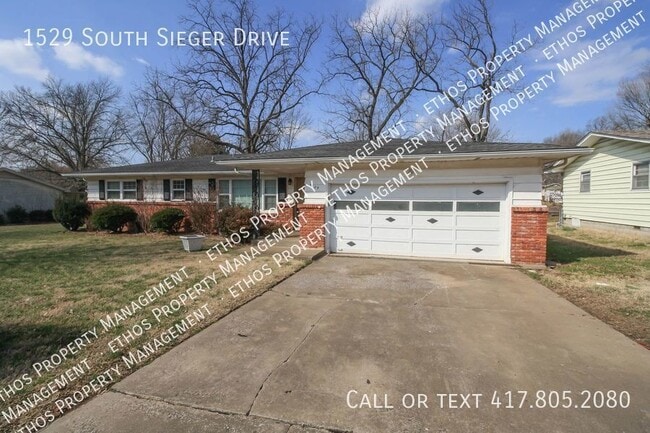 property at 1529 S Sieger Dr