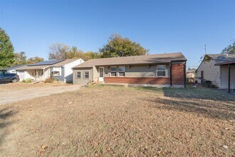 317 E Key Blvd in Midwest City, OK - Building Photo - Building Photo