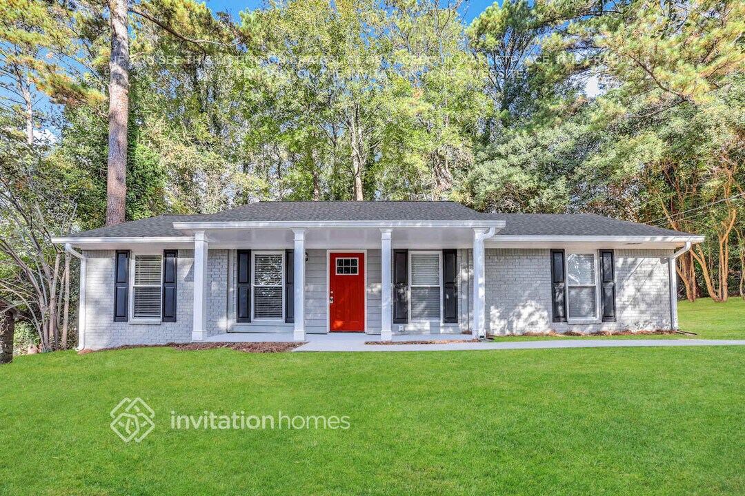 1411 Marcelle Heights Pl NW in Norcross, GA - Foto de edificio