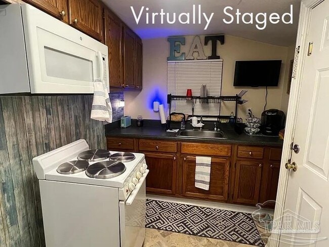 900 N Pace Blvd in Pensacola, FL - Building Photo - Building Photo