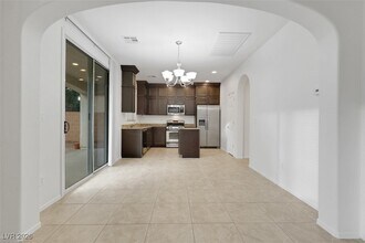 7733 Eagle Rock Peak Ct in Las Vegas, NV - Building Photo - Building Photo