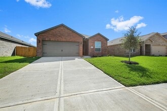 10806 Anthonomus Way in Richmond, TX - Building Photo - Building Photo