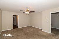 1218 Dianne Dr photo'