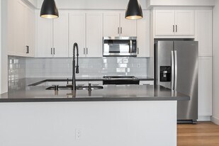 The Olive in Ventura, CA - Building Photo