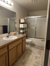 342 NW 21st St in Redmond, OR - Building Photo - Building Photo