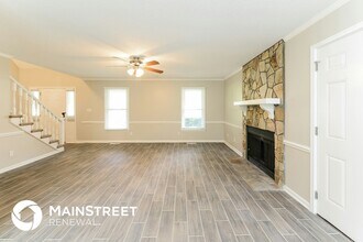 2359 Oakton Dr in Clemmons, NC - Building Photo - Building Photo