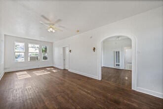 4414 Red River St in Austin, TX - Building Photo - Building Photo