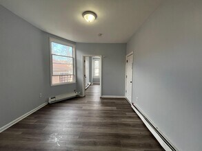 119 Grant Ave, Unit 3R in Jersey City, NJ - Building Photo - Building Photo