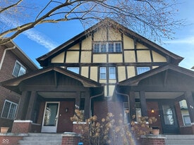 963 Woodruff Pl W Dr in Indianapolis, IN - Building Photo