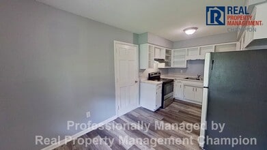 1329 Hazel Ave in New Bern, NC - Building Photo - Building Photo