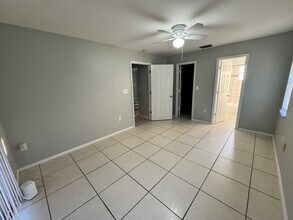 4616 28th St SW in Lehigh Acres, FL - Building Photo - Building Photo