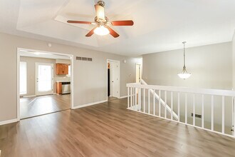 8311 N Everton Ave in Kansas City, MO - Foto de edificio - Building Photo