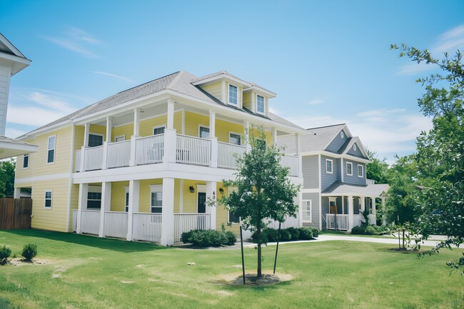 603 Highlands St in College Station, TX - Building Photo - Building Photo