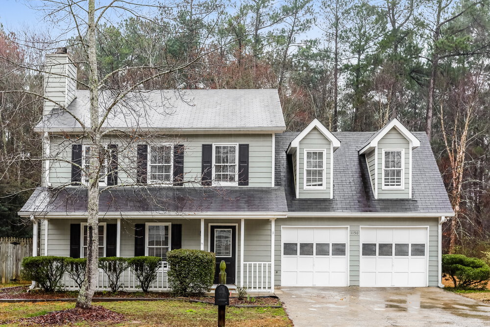 1150 Burning Bush Dr in Loganville, GA - Foto de edificio