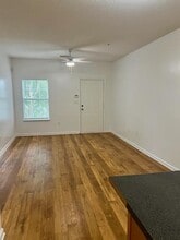 407 W Mary in Valdosta, GA - Foto de edificio - Building Photo