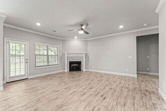 2302 Aspen in Siloam Springs, AR - Foto de edificio - Building Photo