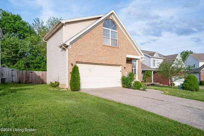 4405 MacKenzie Pl in Louisville, KY - Building Photo - Building Photo