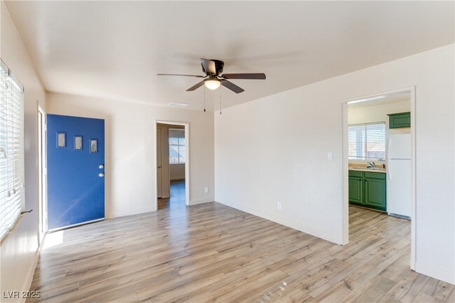 407 Republic St in Henderson, NV - Building Photo - Building Photo