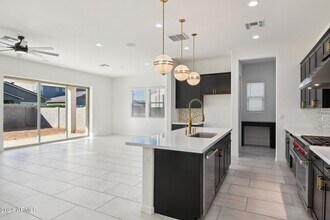 10155 E Toledo Ave in Mesa, AZ - Building Photo - Building Photo