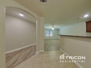 27016 Leonardo Dr in Magnolia, TX - Building Photo - Building Photo