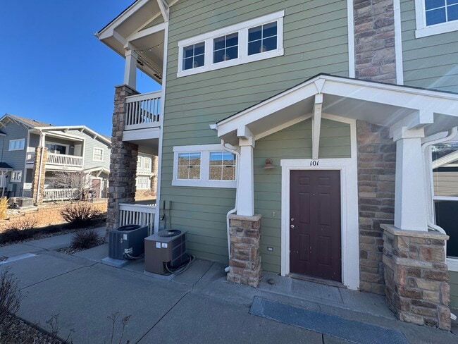 9551 Pearl Cir in Parker, CO - Building Photo - Building Photo