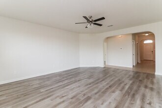 1001 Doe Meadow Dr in Burleson, TX - Building Photo - Building Photo