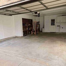 6730 Westgate Dr in Beaumont, TX - Building Photo - Building Photo