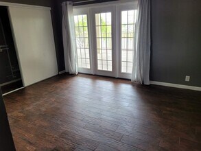 200 Full Moon in Horseshoe Bay, TX - Building Photo - Building Photo