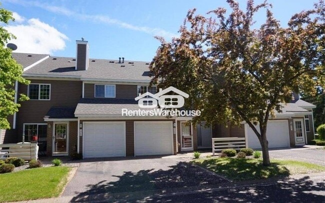property at 9952 Fillmore St NE
