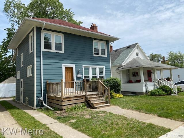 property at 202 N Washington Ave