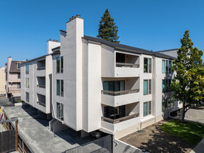 Coppertree in San Carlos, CA - Building Photo - Building Photo