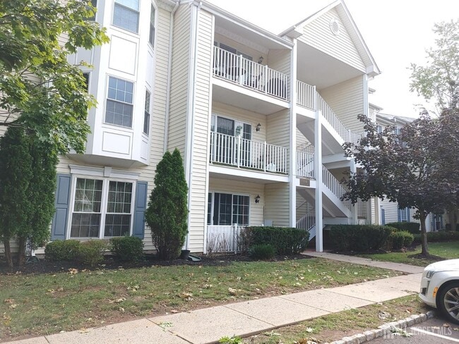 property at 39 Dartmouth Way