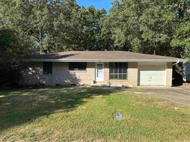 1016 Watson Pl in Benton, AR - Building Photo