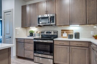 Vercanta at Burleson in Burleson, TX - Building Photo - Building Photo