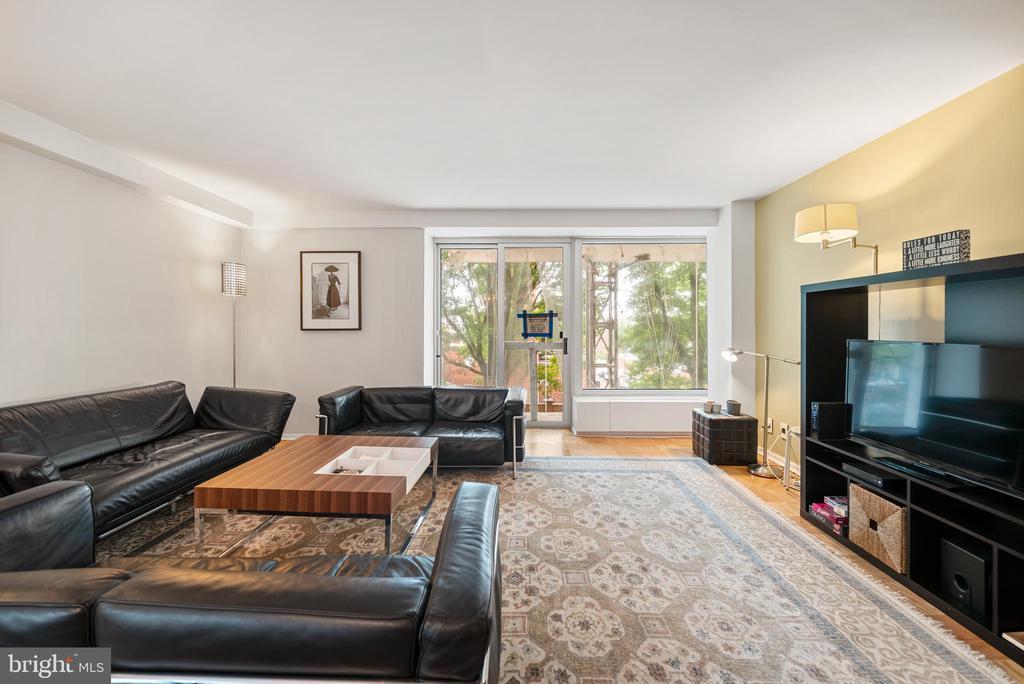 1435 4th St SW in Washington, DC - Building Photo