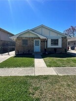 4704 Park Dr N in Metairie, LA - Building Photo