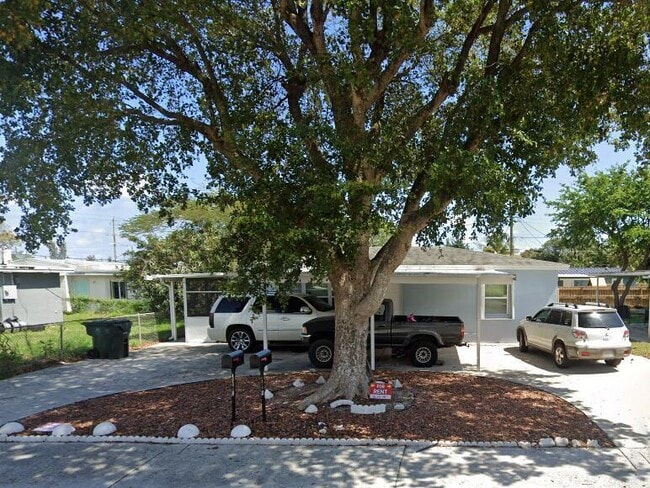 property at 1210 S D St