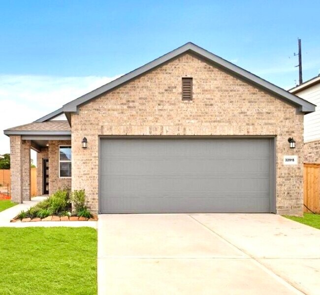 property at 32915 Silver Mdw Wy