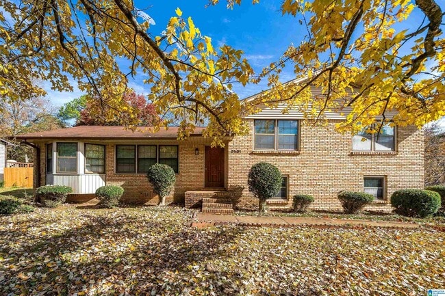 property at 2501 Shoemaker St